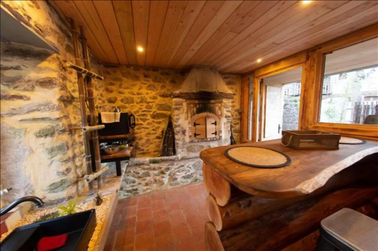 La Cabane Des Colibris Villa Rieupeyroux  Chalet Rieupeyroux (Aveyron)